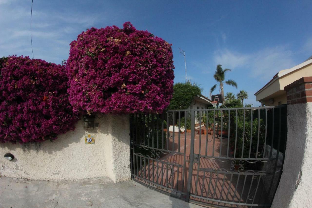 Villa Aurora Ognina Bagian luar foto